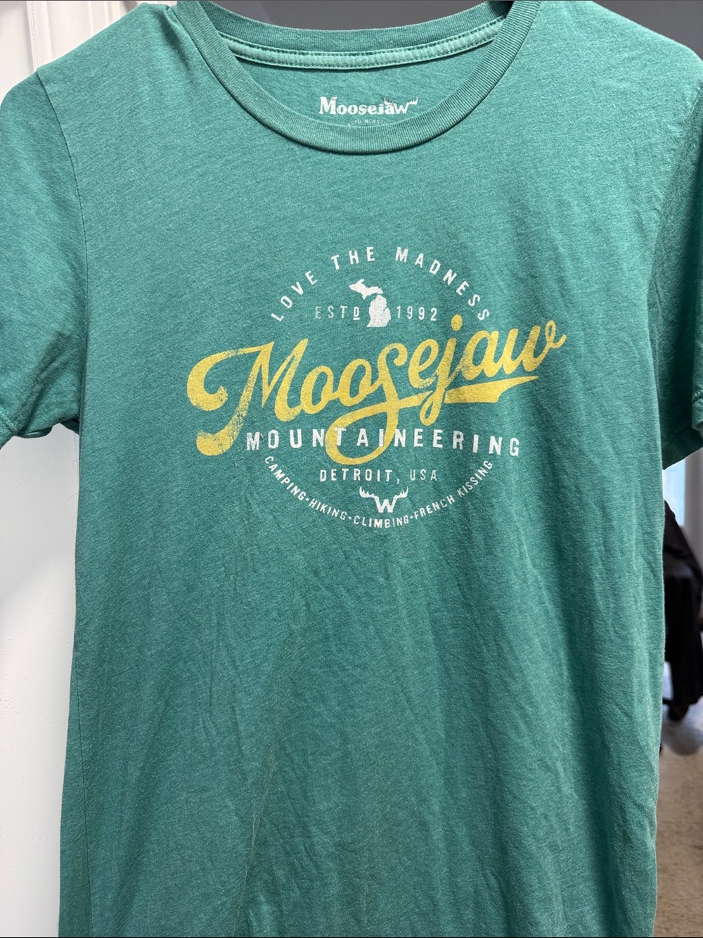Moosejaw Men's Green Short-Sleeve Graphic Tee with Yellow Logo